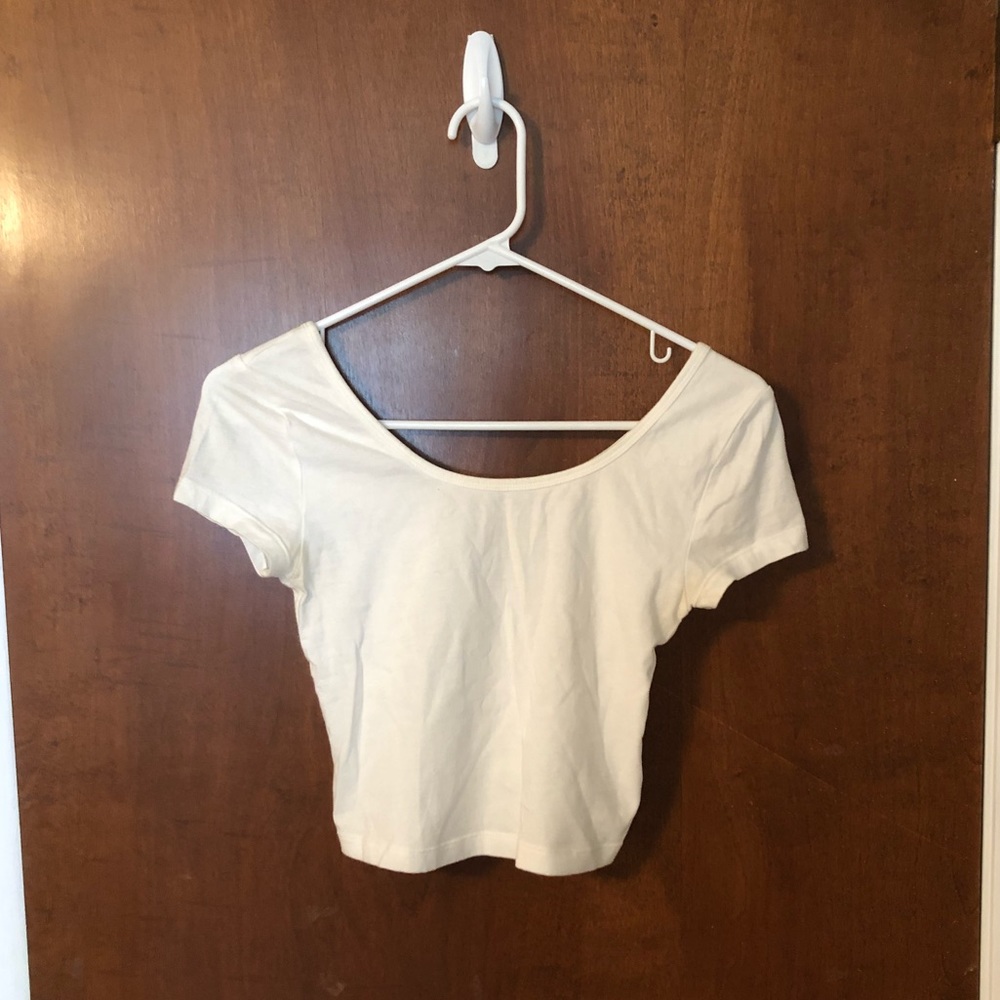 SOLD• Forever21 Crop Top